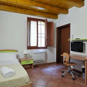  Apartahotel Cavazza Italia
