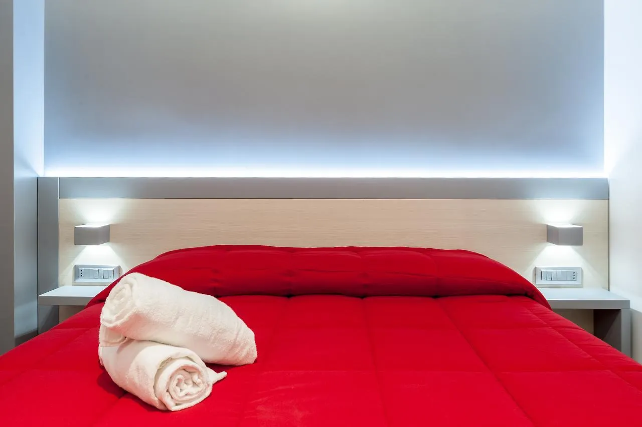 Hotel Il Rosso E Il Blu Rom 2*,  Italien