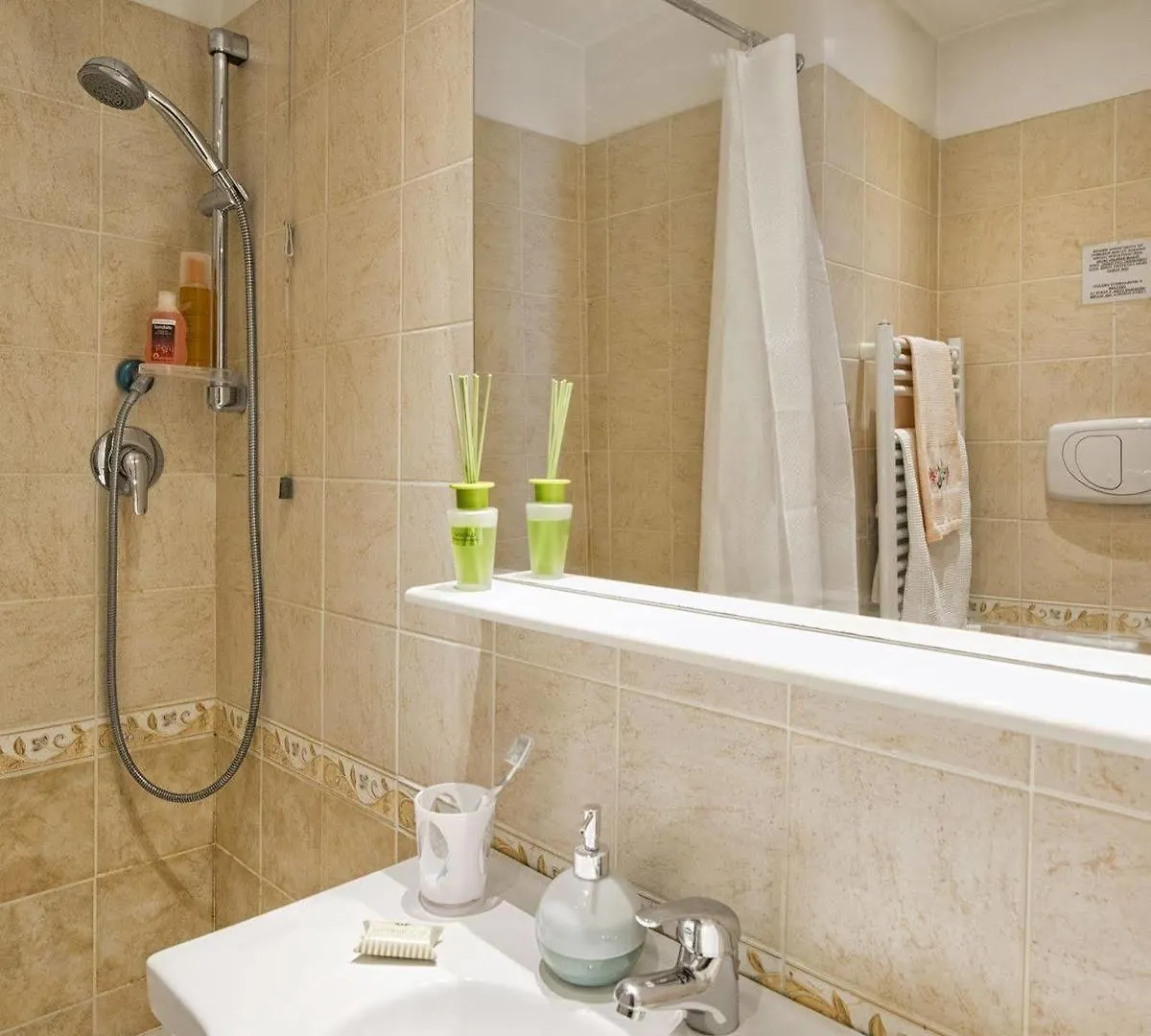 Il Rosso E Il Blu Hotel Rome