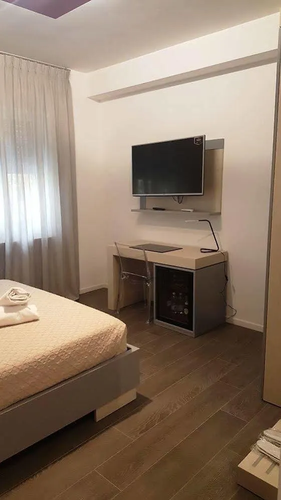 Il Rosso E Il Blu Hotel Rome